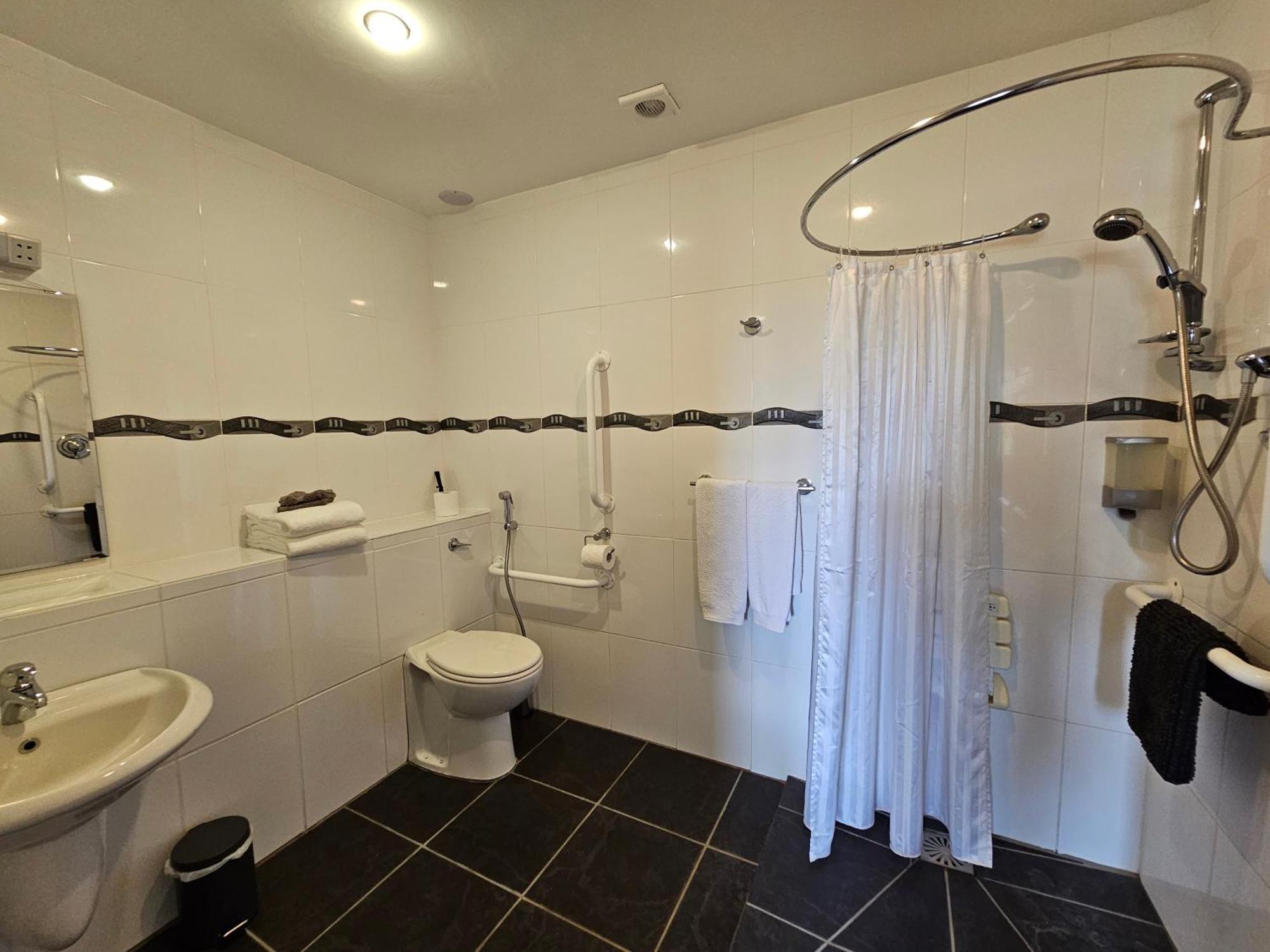 Fuchsia Lodge - New Luxury 5* Beachside Lodge With Sauna - 4 Beds Ensuite - Spectacular Location Waterville Extérieur photo